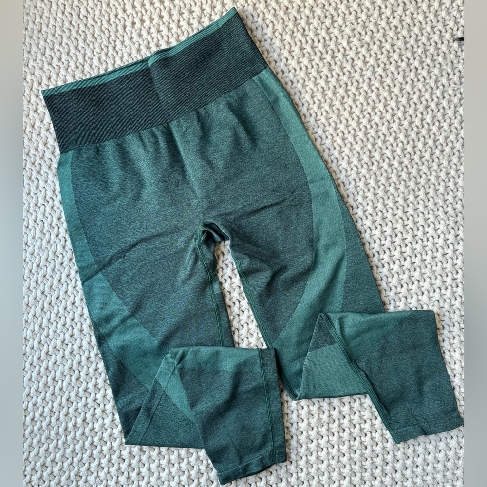 NWOT Victoria’s Secret Pink Seamless Green Contour High Waisted Leggings